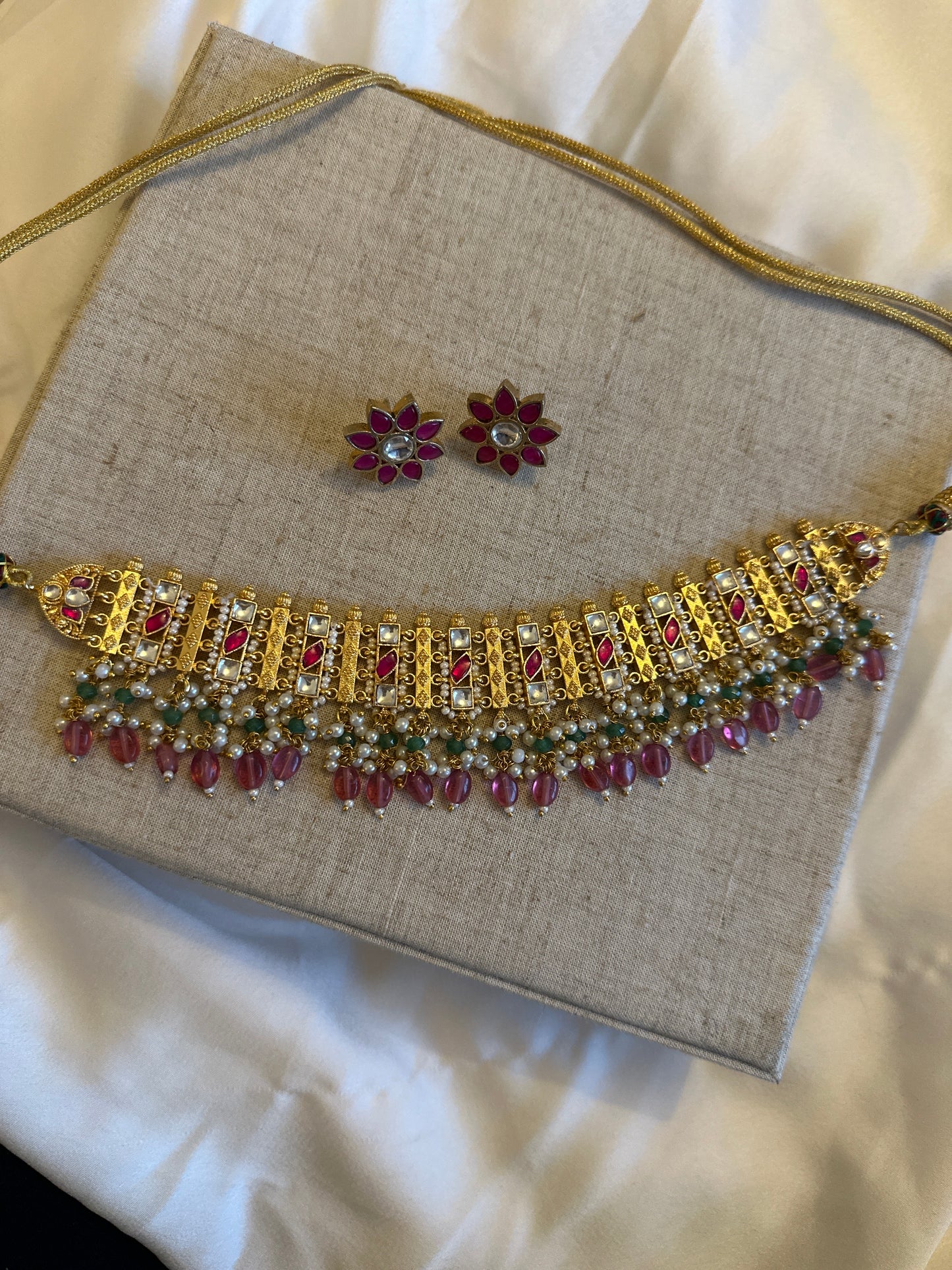 CHOKAR NECKLACE