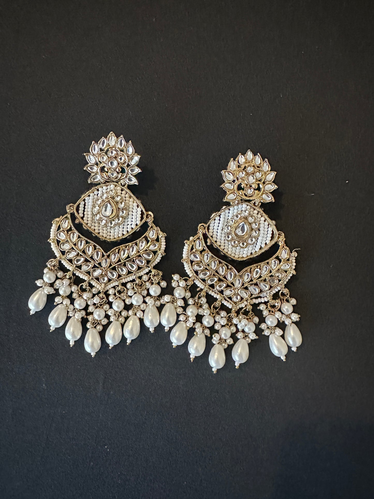 WHITE& GOLD