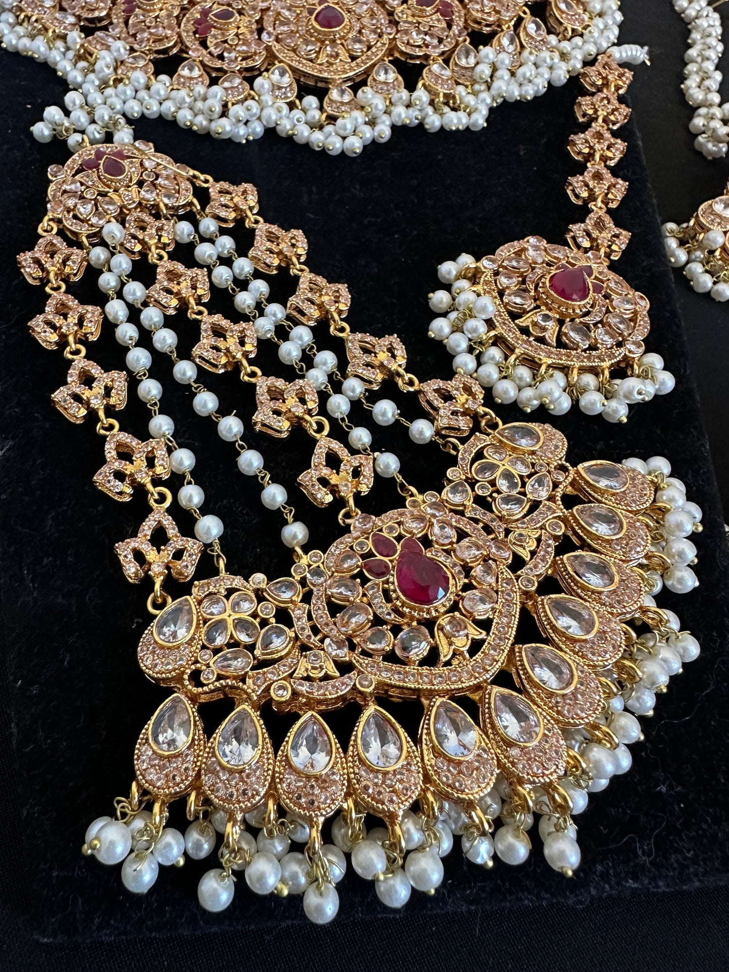 Bridal Set gold&red with white pearls