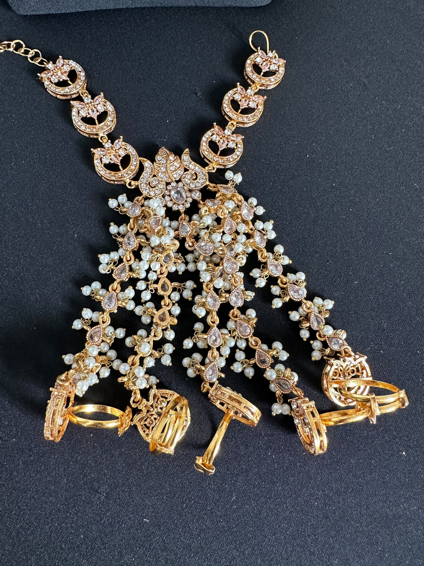 Bridal set gold& pearls