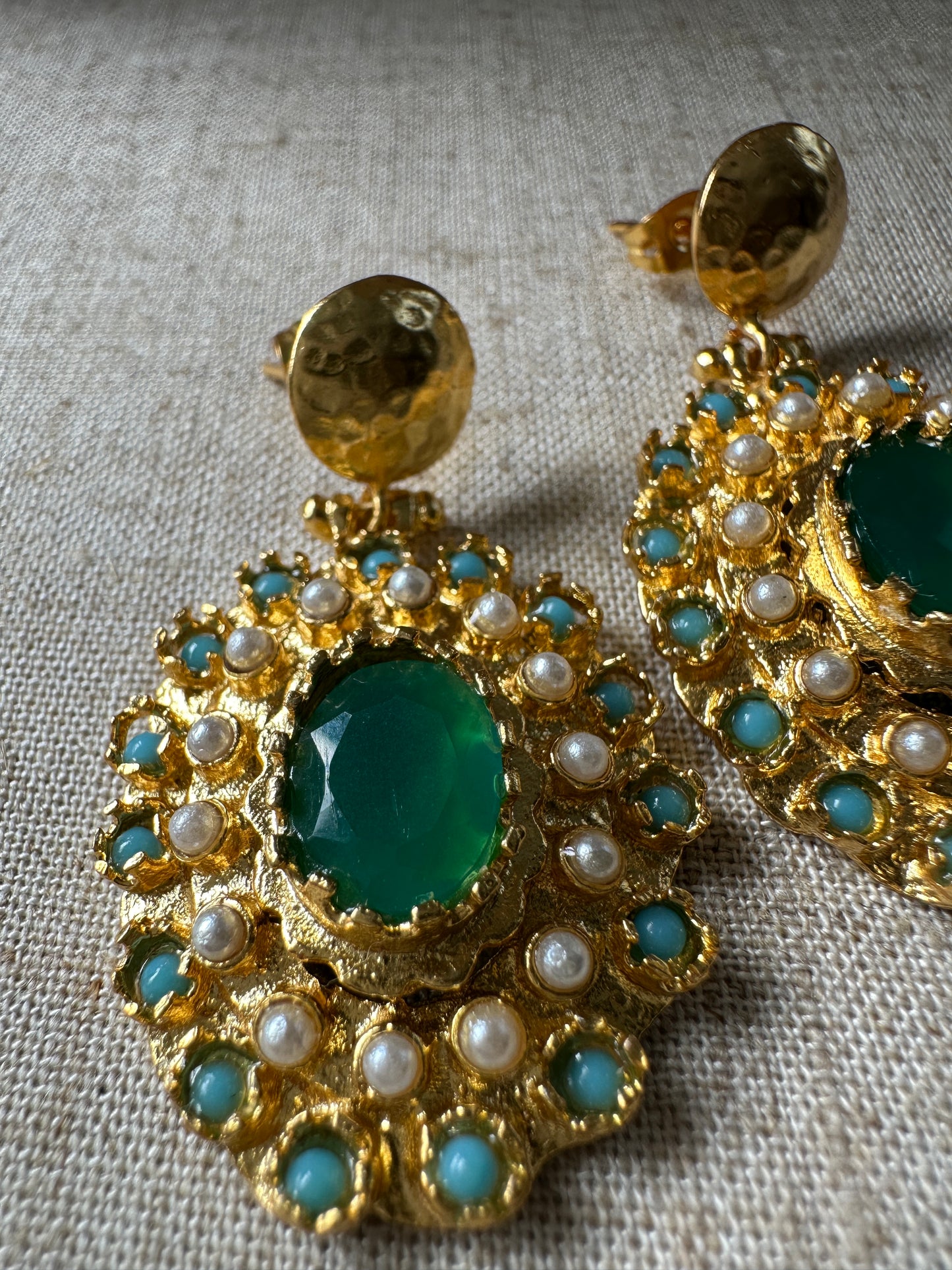 EMERALD DEW